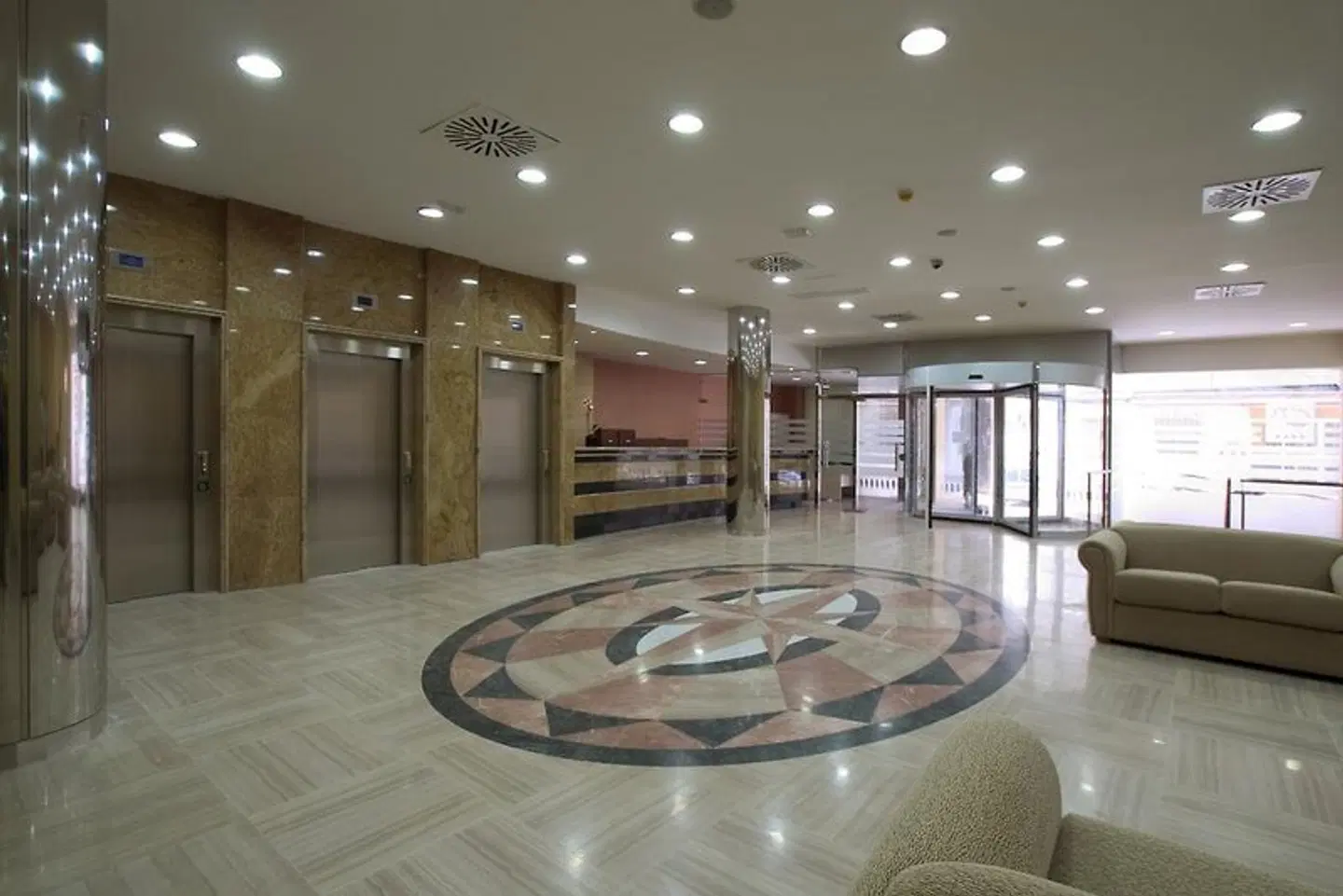 Calabahia & SPA LOUNGE_LOBBY
