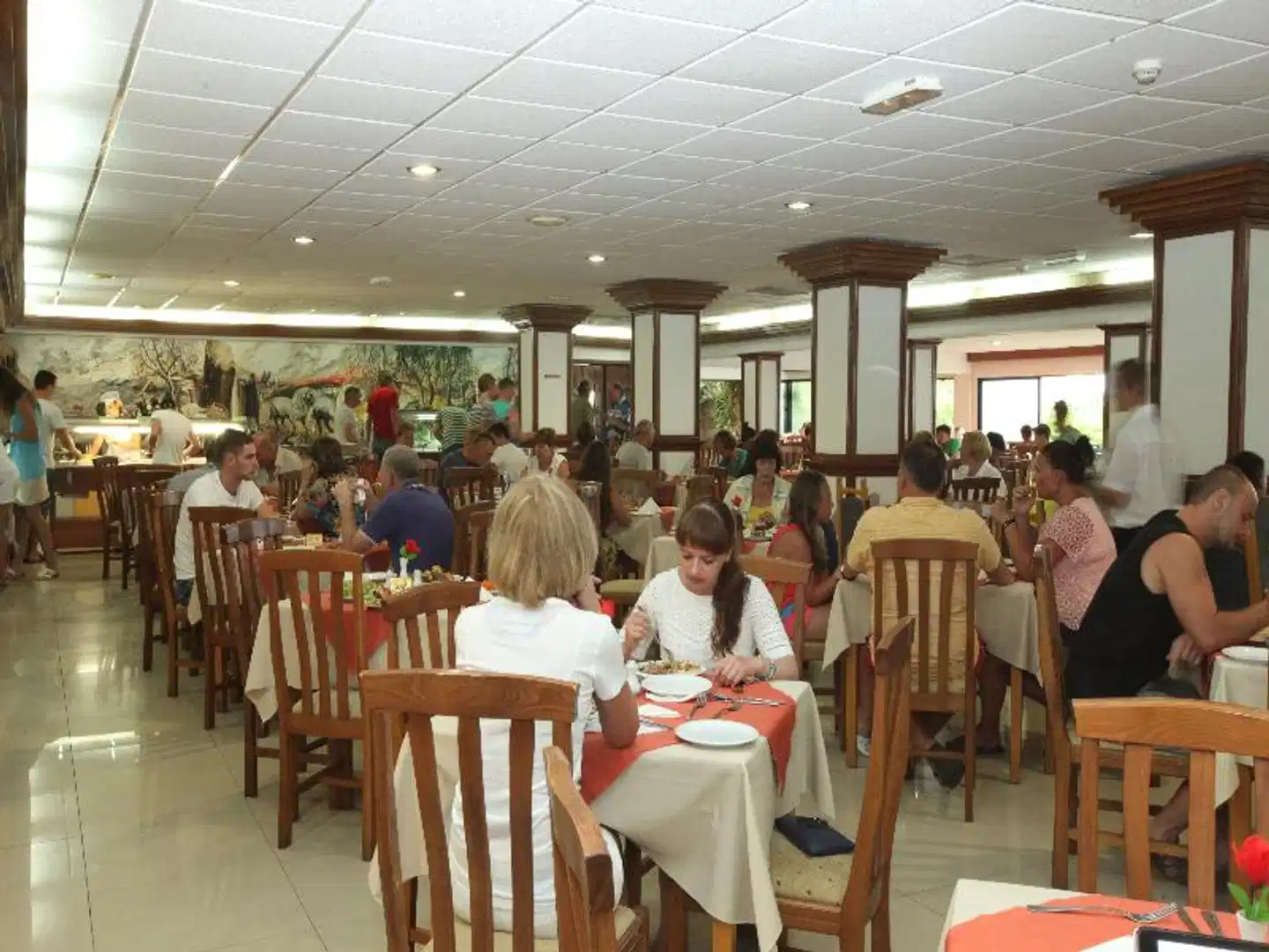 Veronica Hotel Restaurant