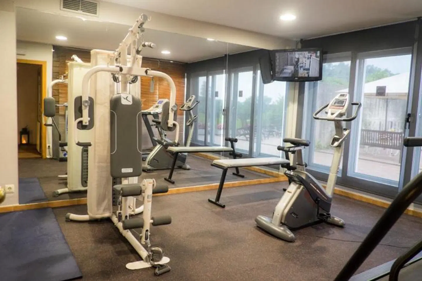 Costabella SPORTS_AND_LEISURE