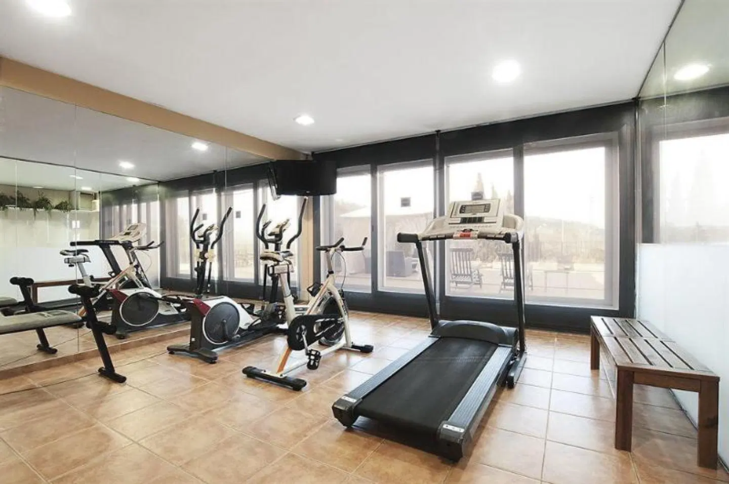 Costabella SPORTS_AND_LEISURE