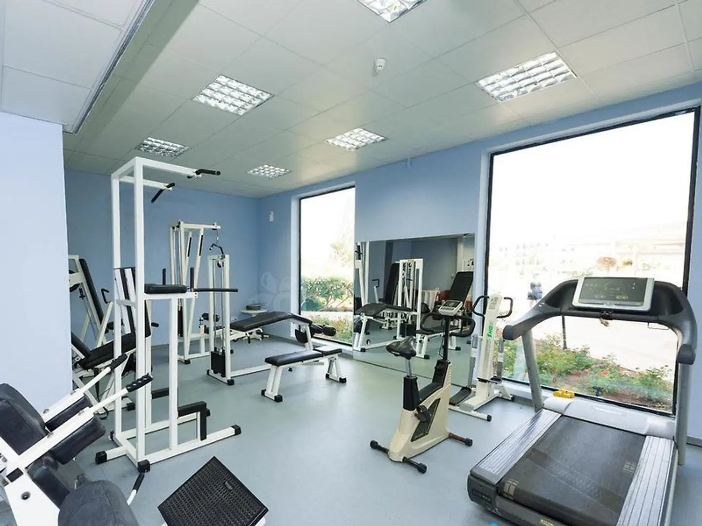 Odessa Beach Hotel SPORTS_AND_LEISURE