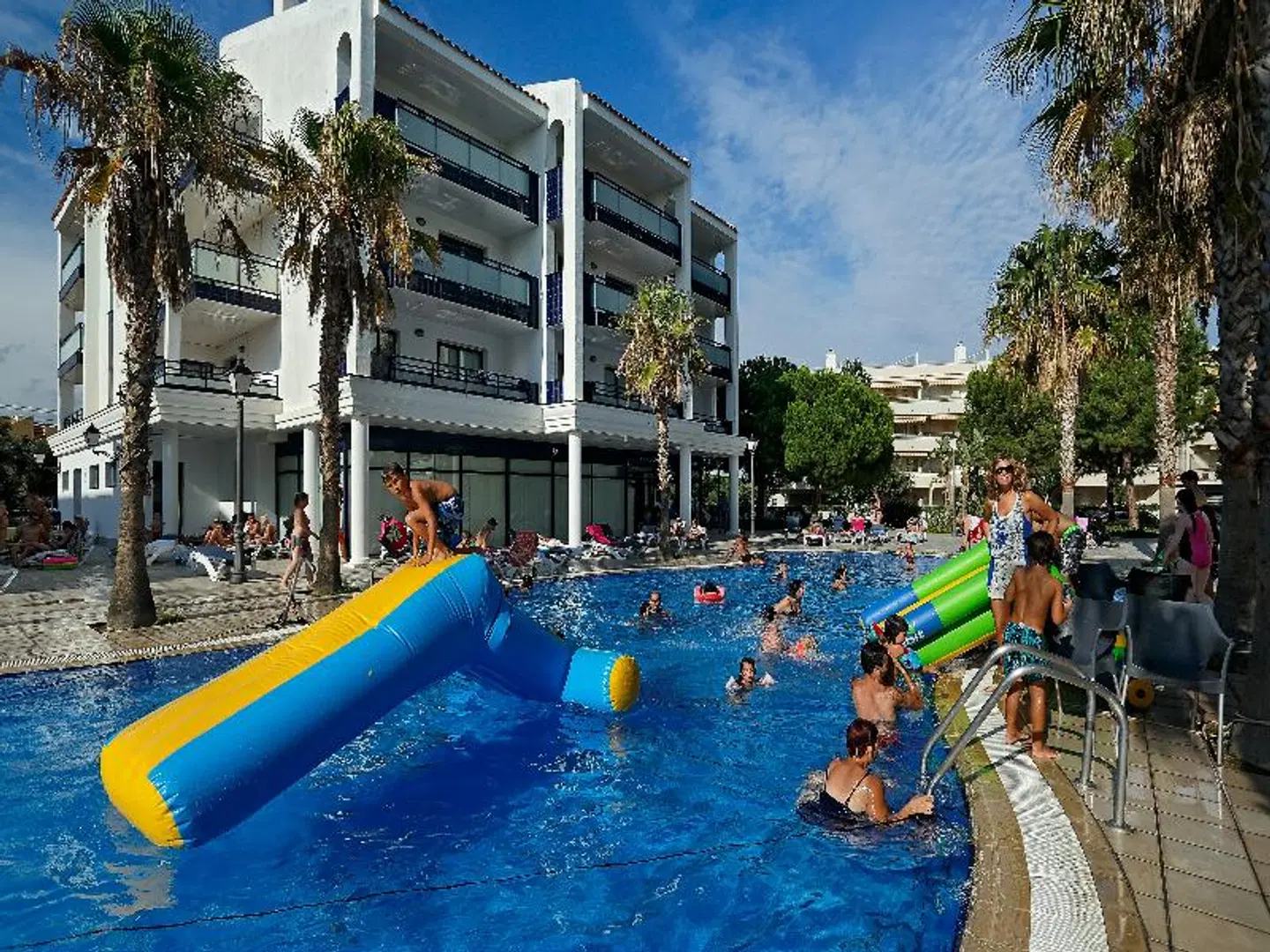 Pins Platja OUTDOOR_POOL