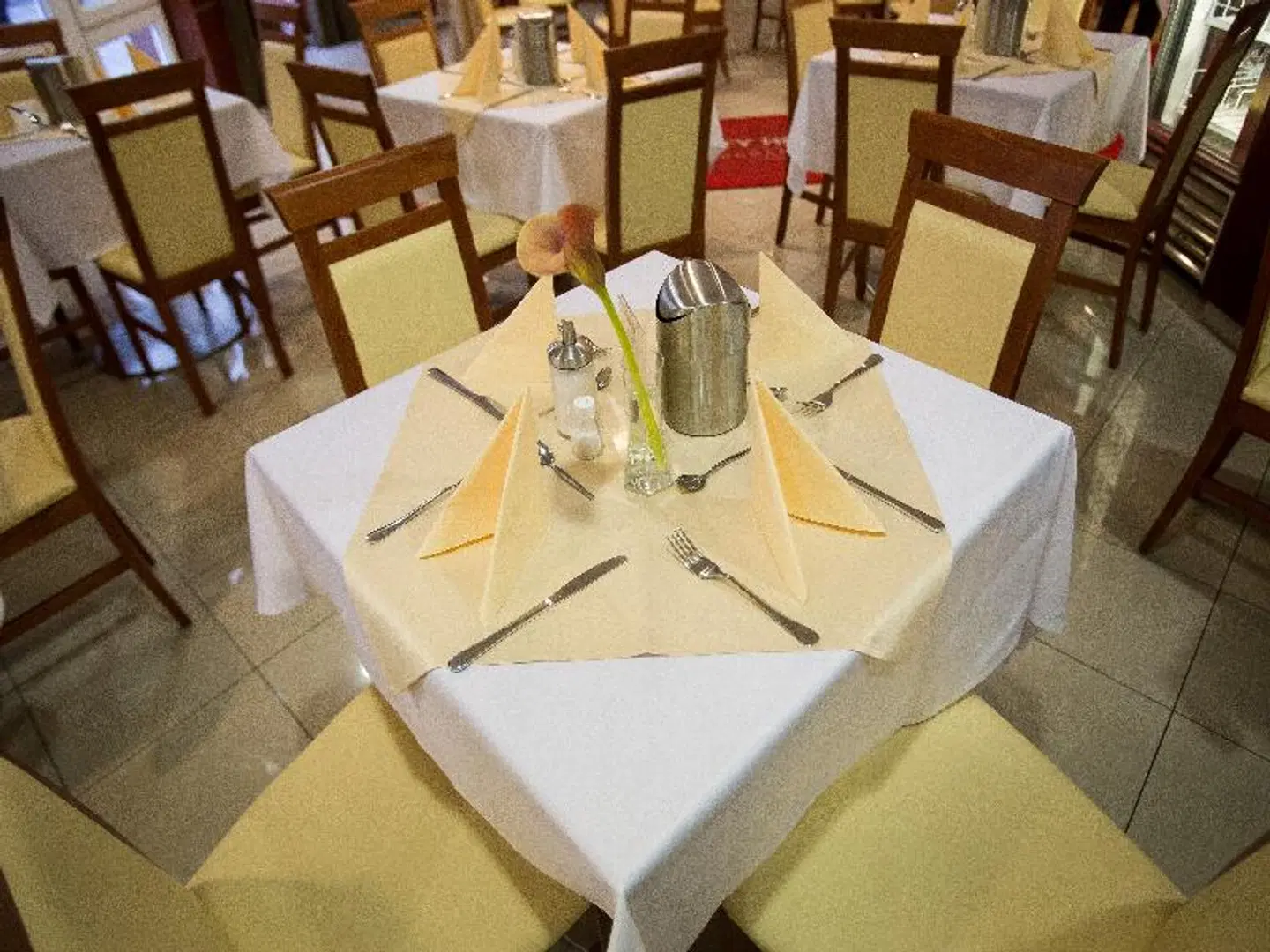 City Home Budapest Restaurant