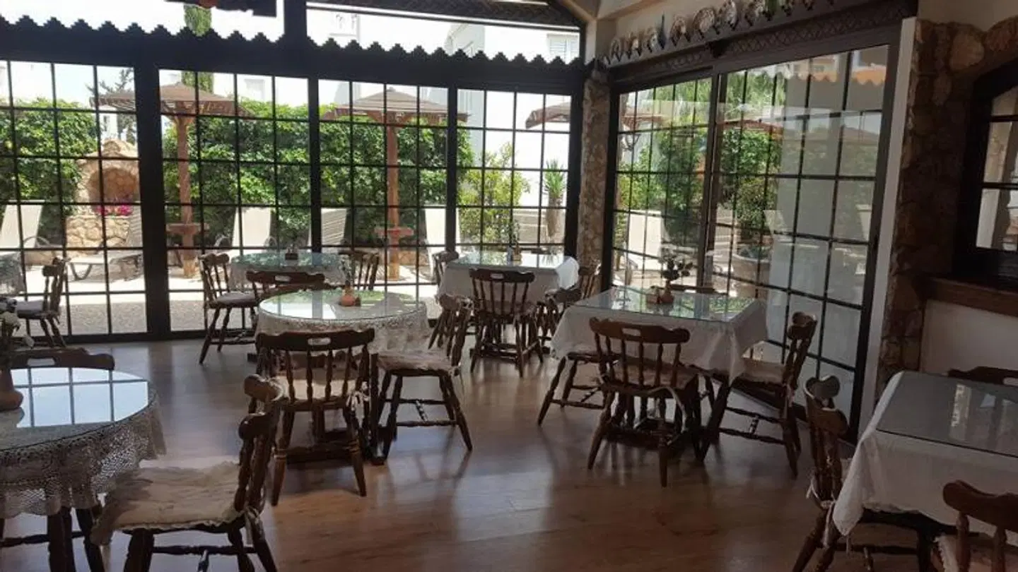 Anais Bay Apartment Restaurant