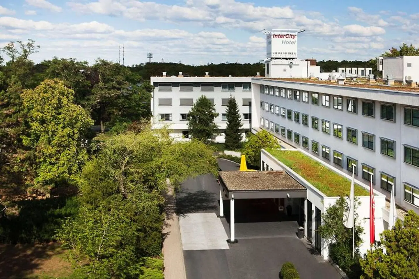 InterCityHotel Frankfurt Airport EXTERIOR