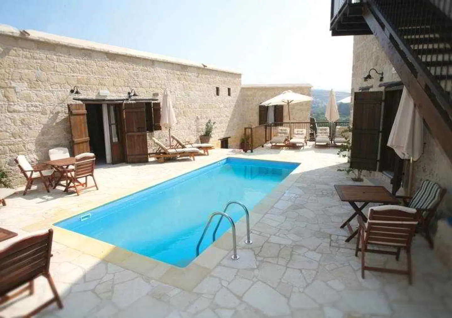 Leonidas Village Houses OUTDOOR_POOL