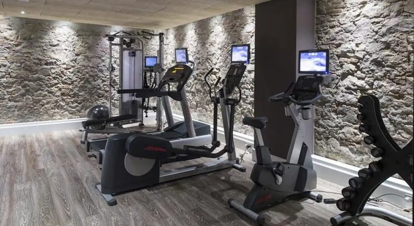 Catalonia Passeig de Gràcia Sport und Entertainment