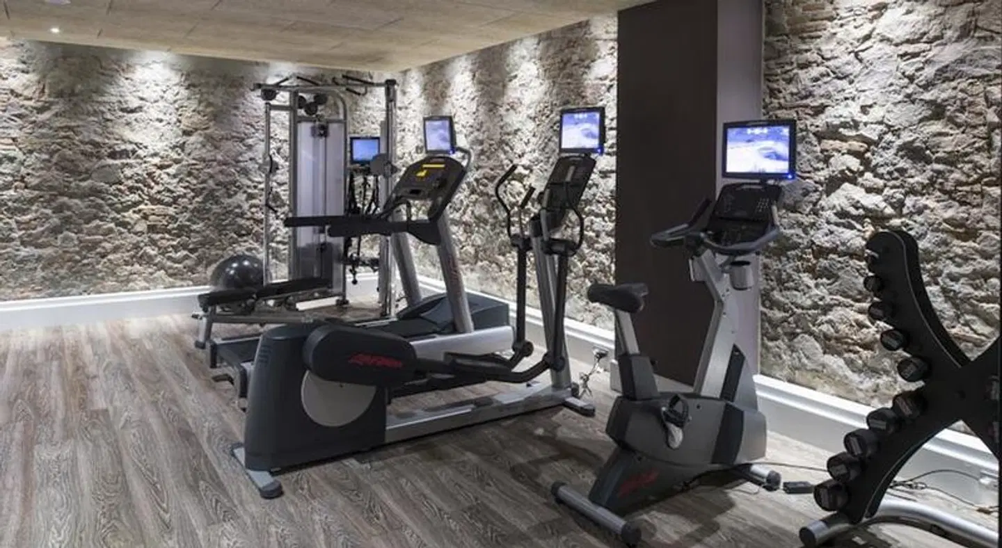 Catalonia Passeig de Gràcia Sport und Entertainment