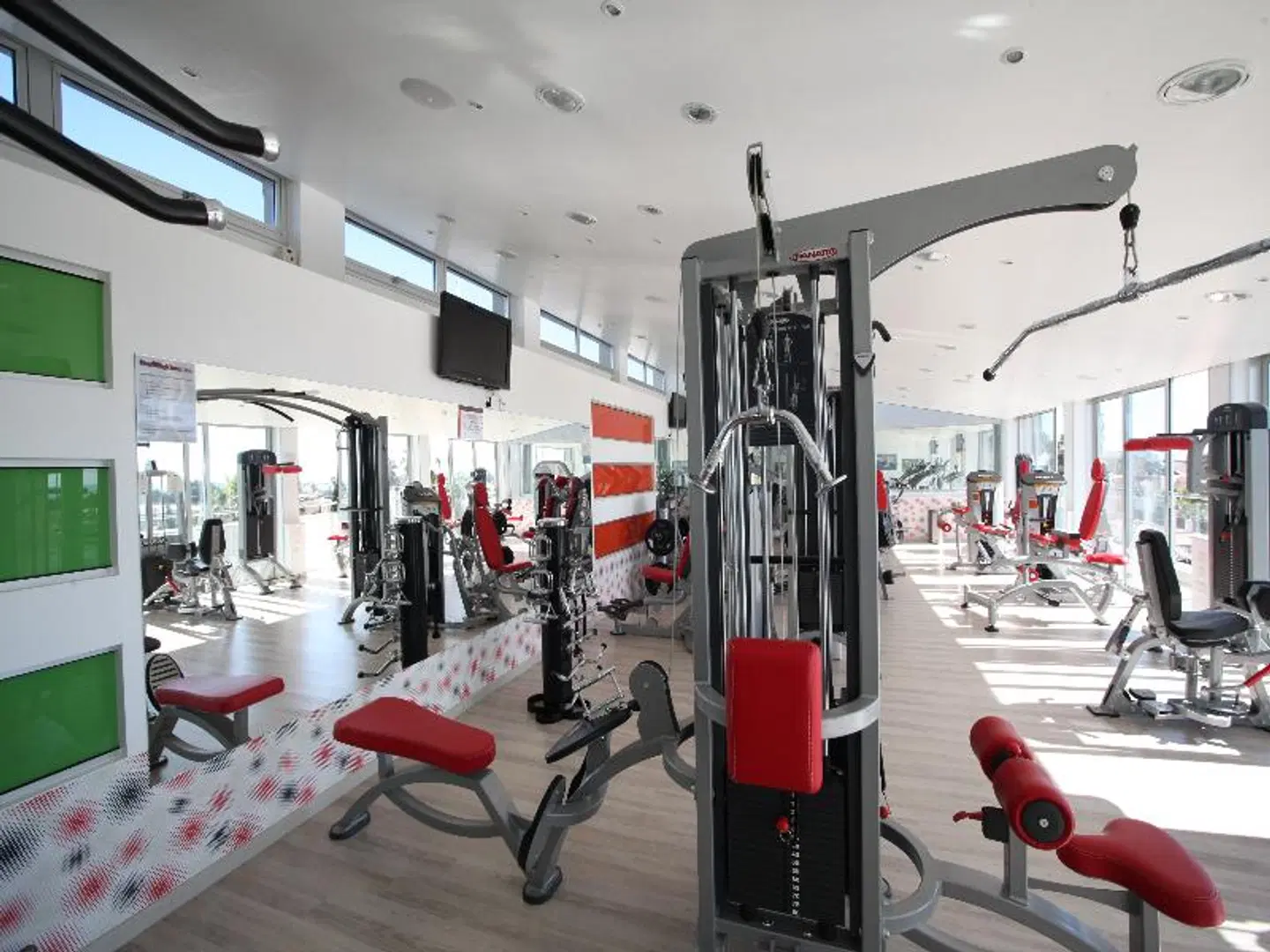 Pambos Napa Rocks SPORTS_AND_LEISURE