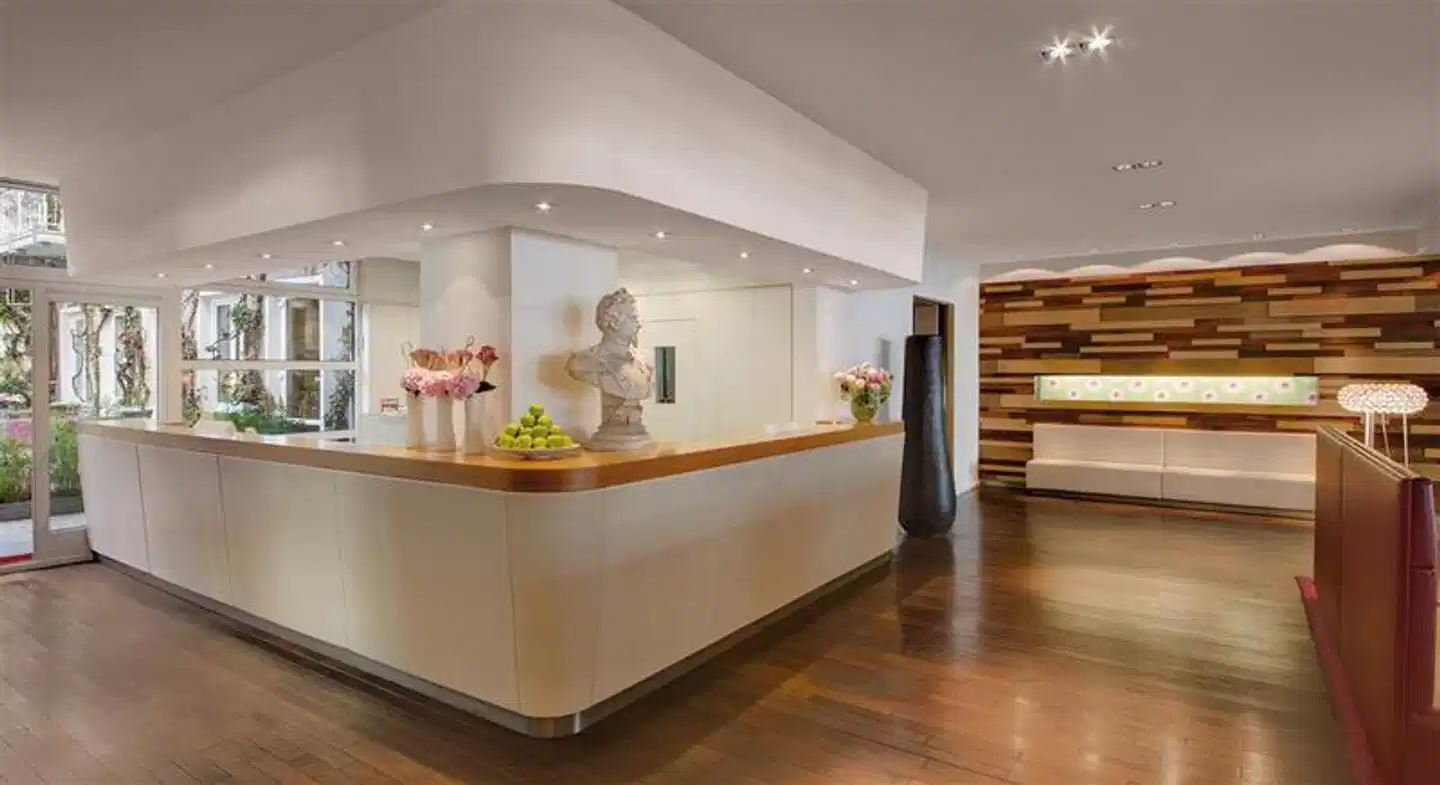 Hotel Atrium München Lobby