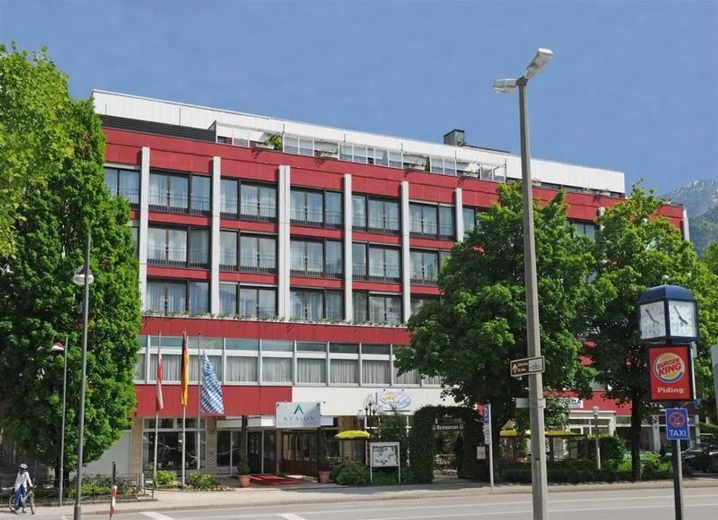 Avalon EXTERIOR