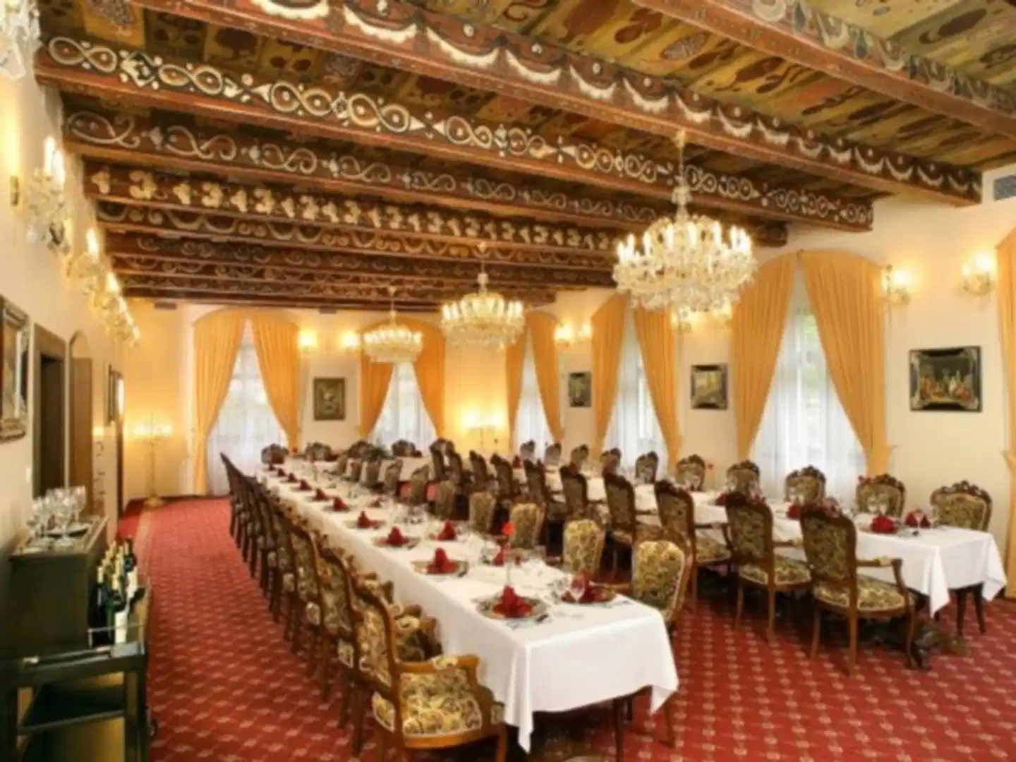 Romberský Dvur Konferenz