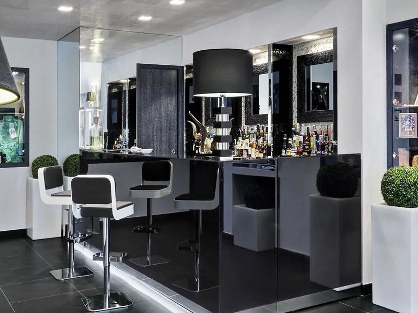 LHP Napoli Palace & SPA Bar