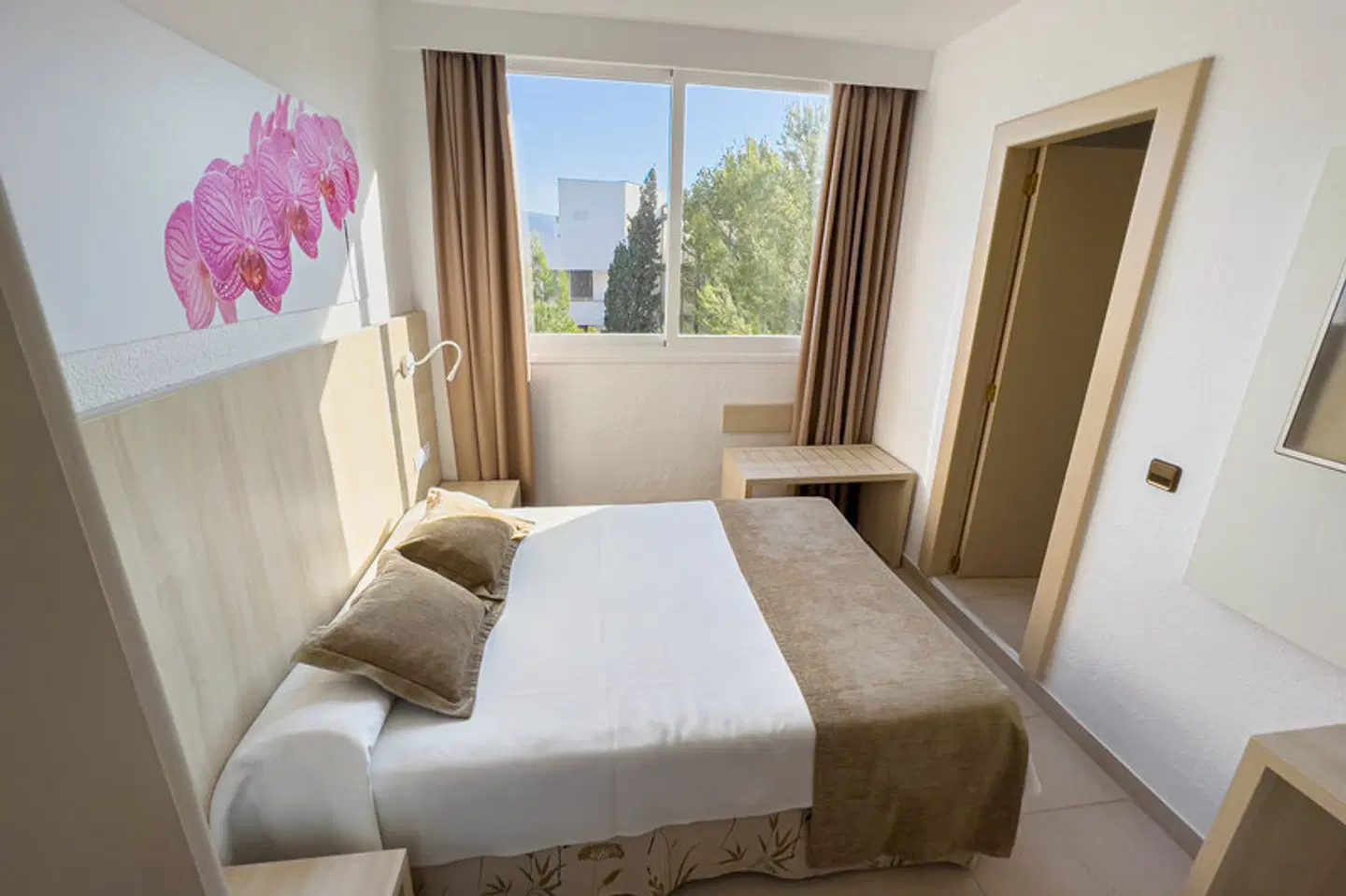 Bahia Principe Sunlight Coral Playa ROOM_EXAMPLE
