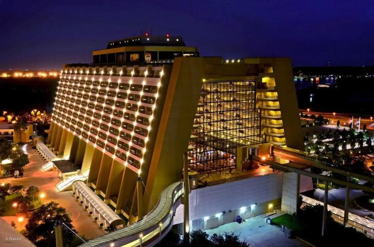Bay Lake Tower at Disney's Contemporary Resort Aussenansicht