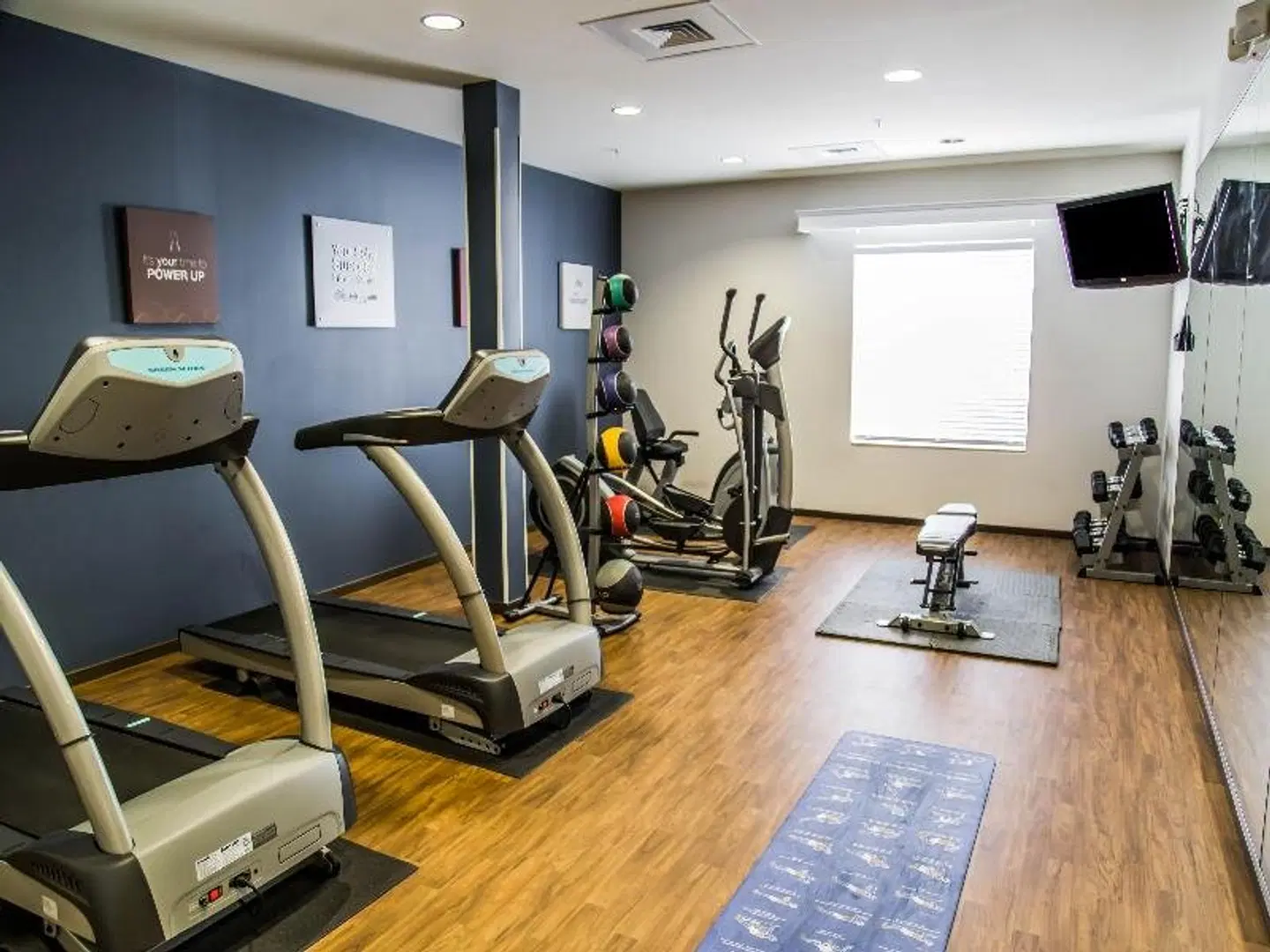 Comfort Suites - Sarasota / Little Sarasota Bay SPORTS_AND_LEISURE