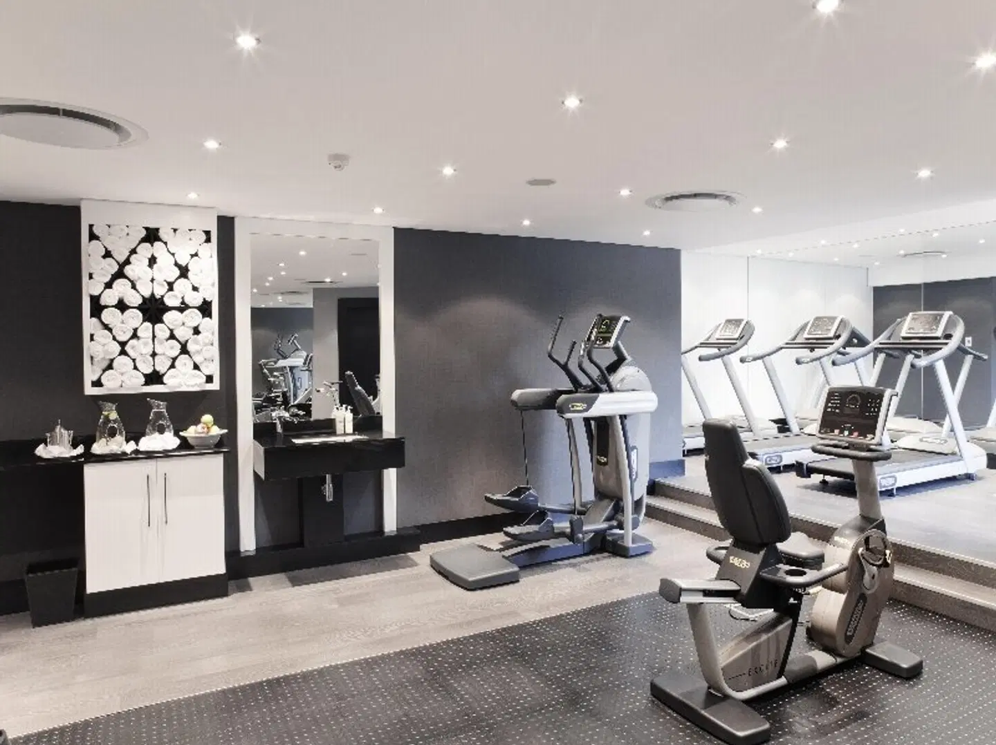 The Maslow Hotel Sandton SPORTS_AND_LEISURE