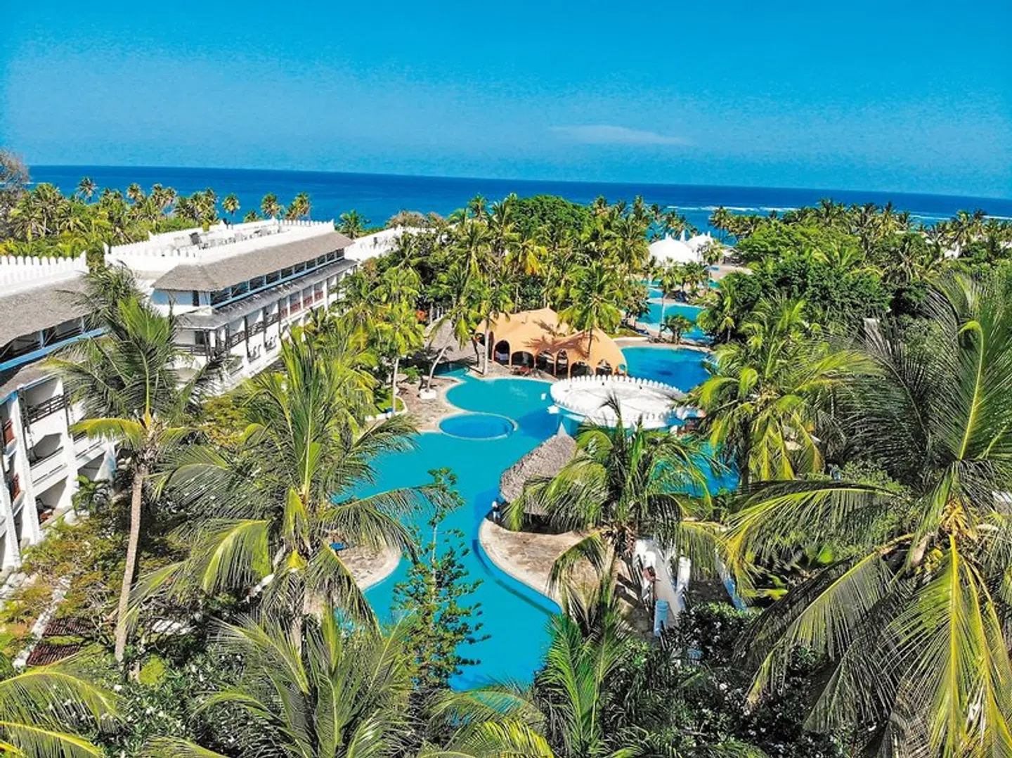 Southern Palms Beach Resort EXTERIOR