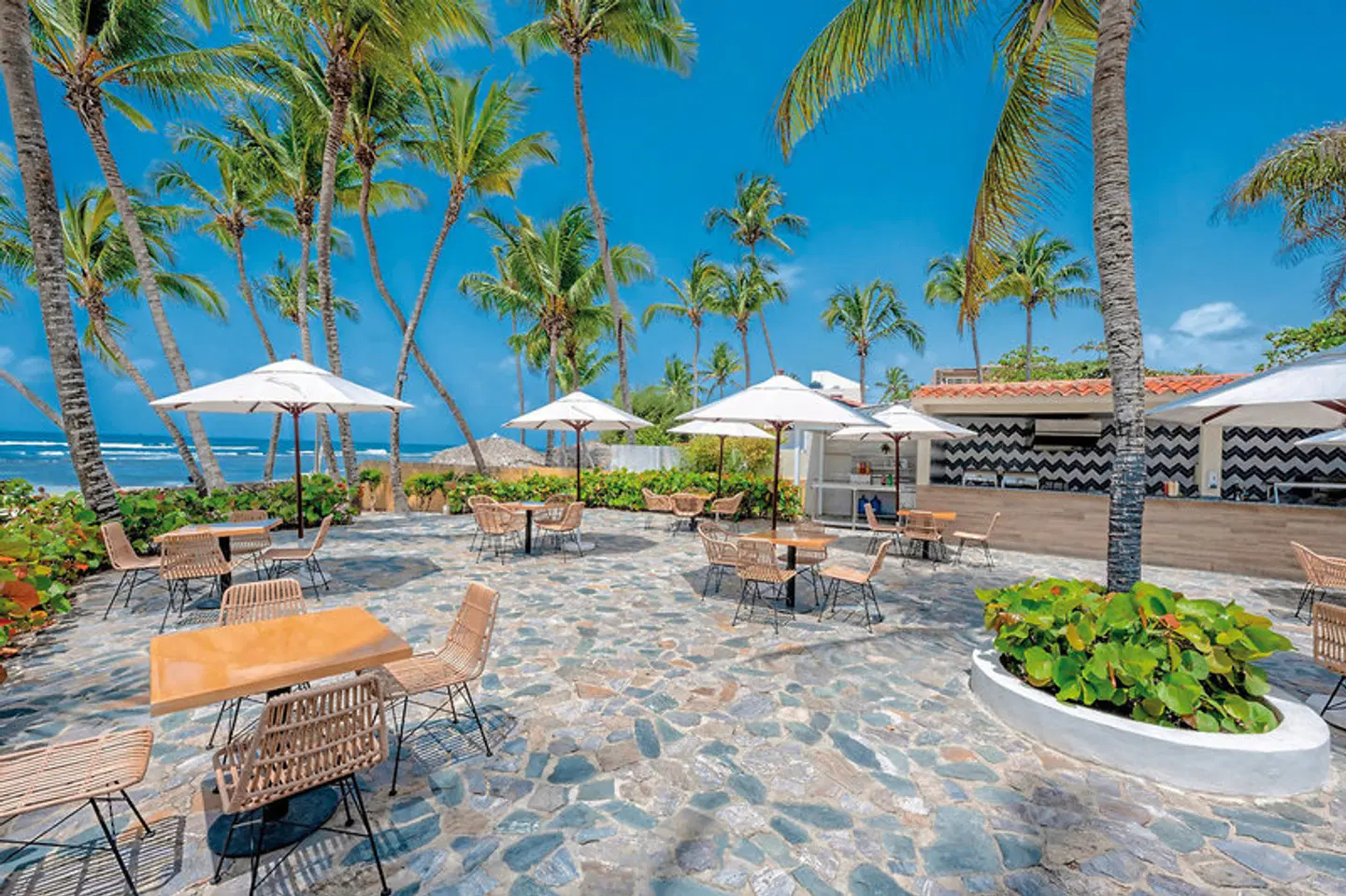 Coral Costa Caribe Beach Resort Terrasse