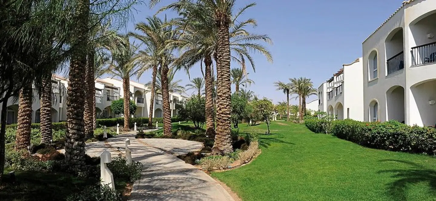 Reef Oasis Blue Bay Resort & Spa Garten