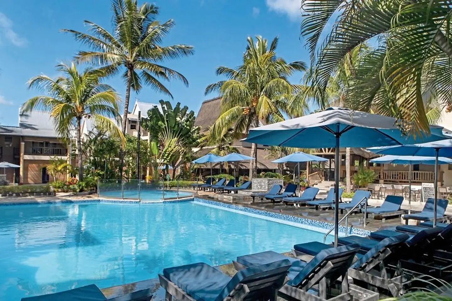 Le Palmiste OUTDOOR_POOL