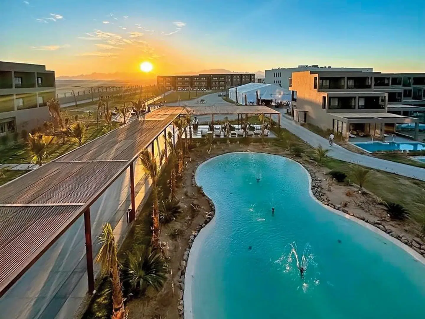 Sentido Naga Bay OUTDOOR_POOL