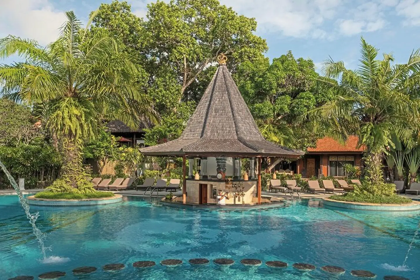 Bali Tropic Resort & Spa OUTDOOR_POOL