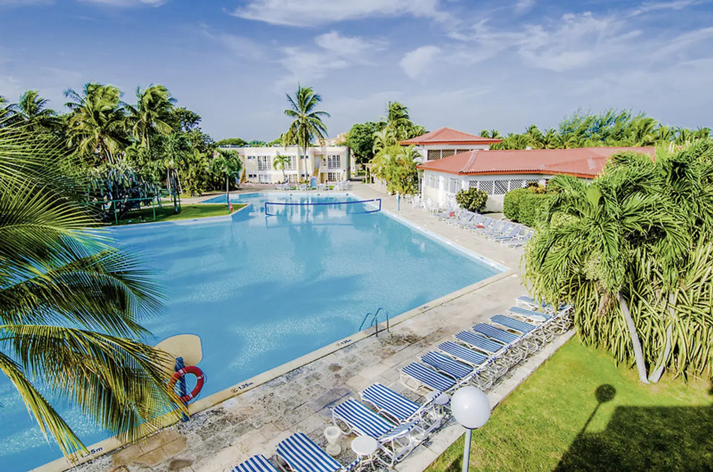 Los Cactus OUTDOOR_POOL