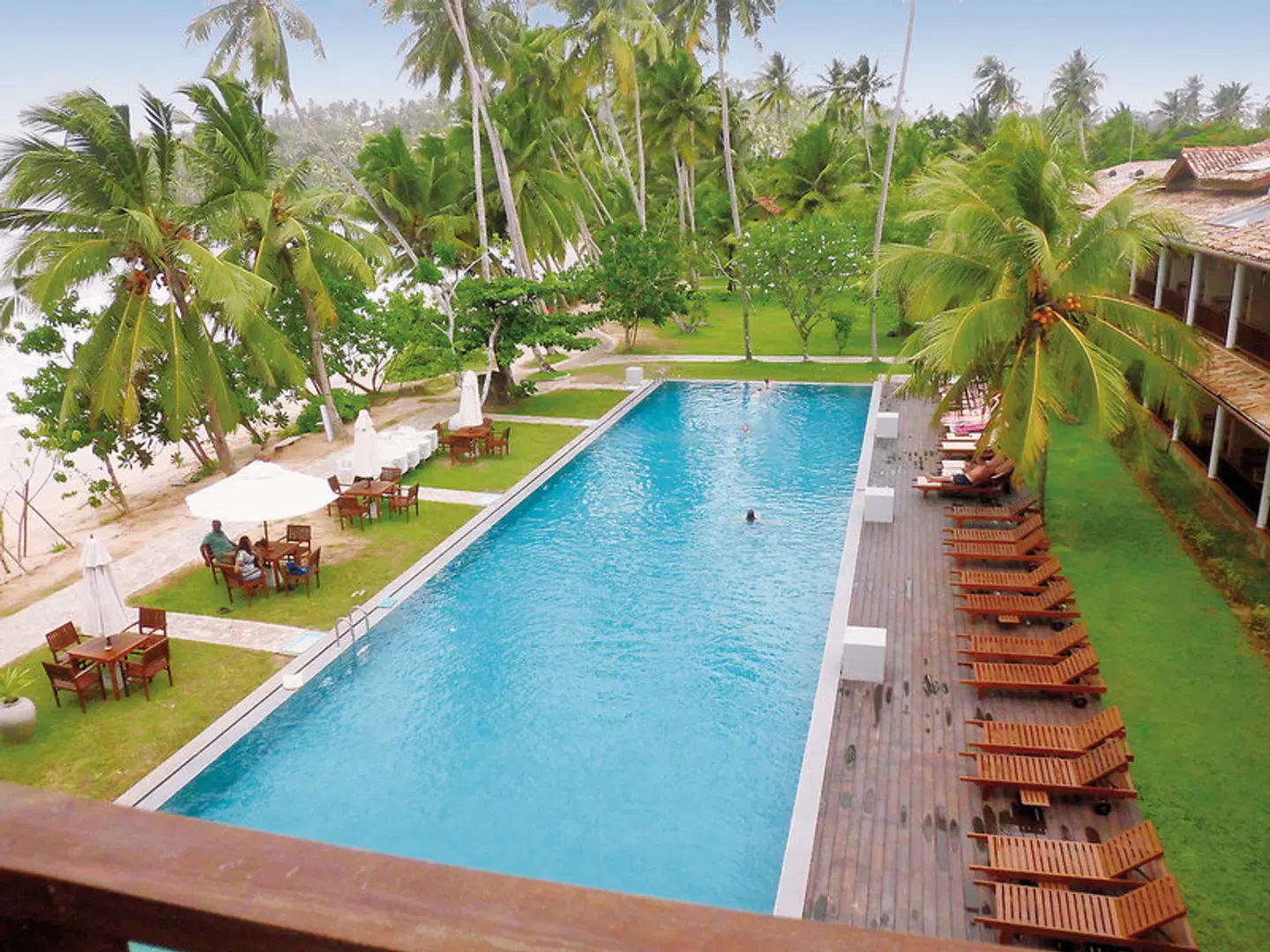 Paradise Beach Club Mirissa OUTDOOR_POOL