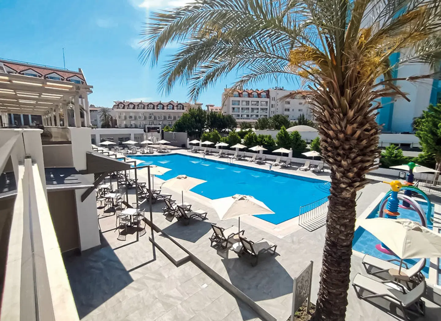 Side Story Resort & Spa Hotel OUTDOOR_POOL