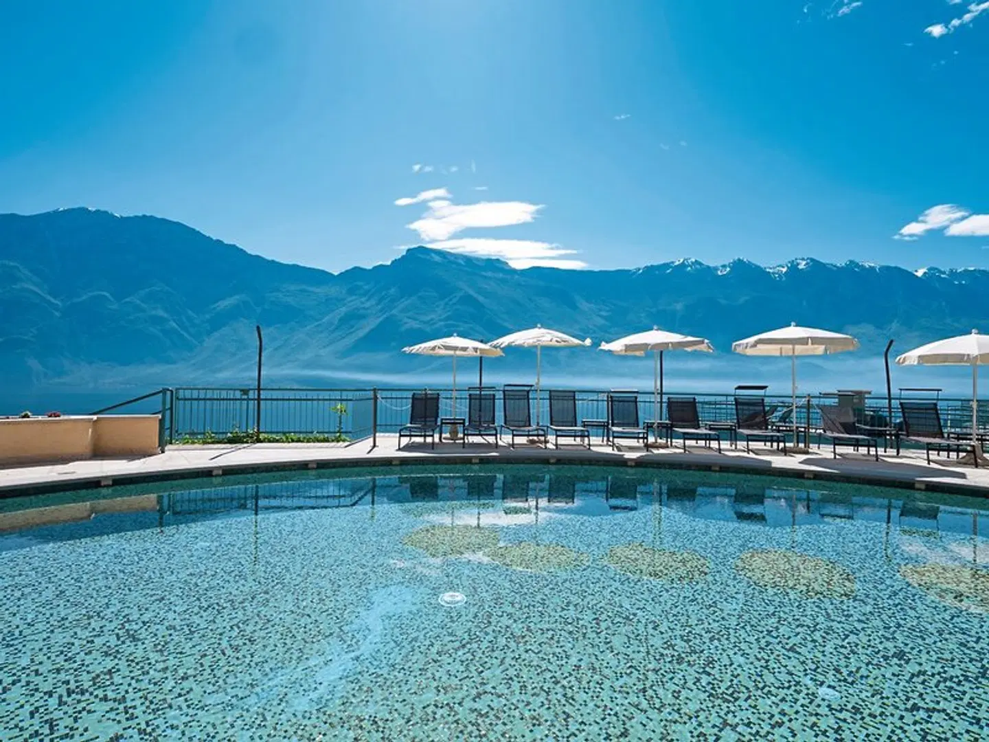 Cristina OUTDOOR_POOL