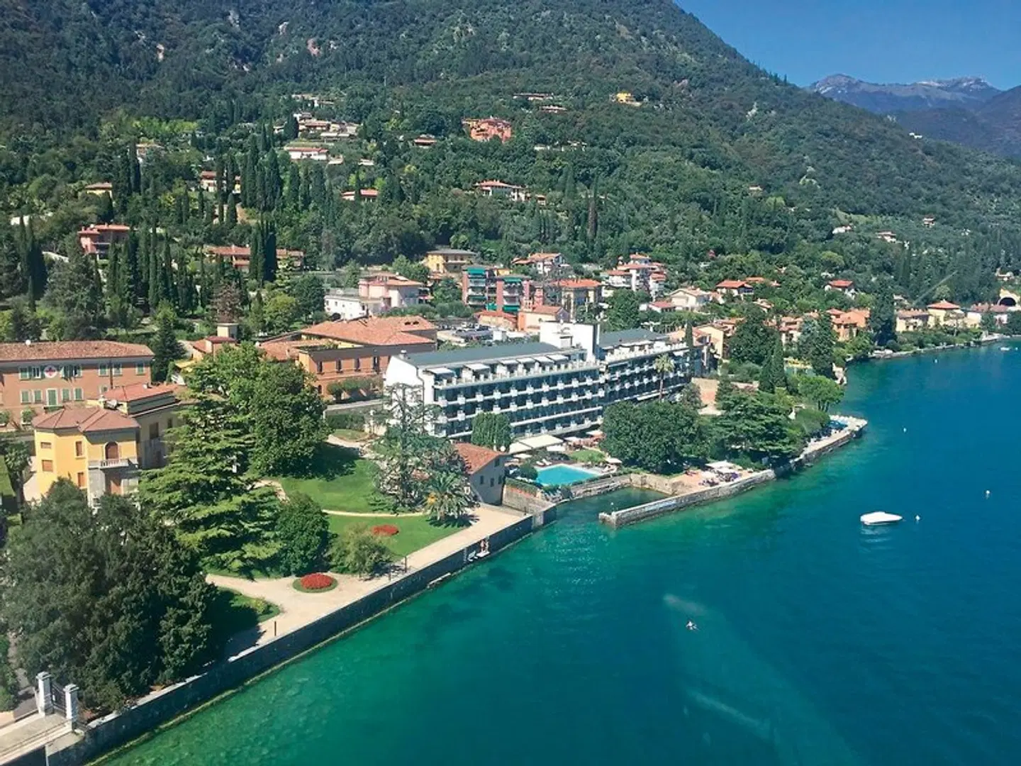 Salò du Parc EXTERIOR