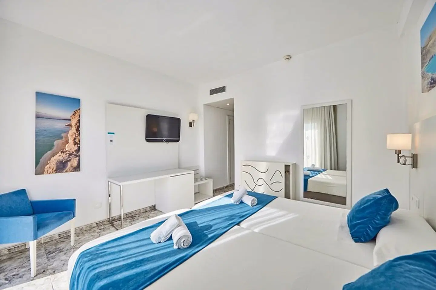 Ilusion Calma ROOM_EXAMPLE