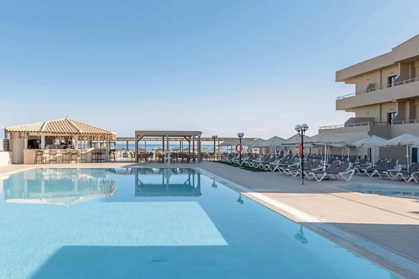 Neptuno Beach OUTDOOR_POOL
