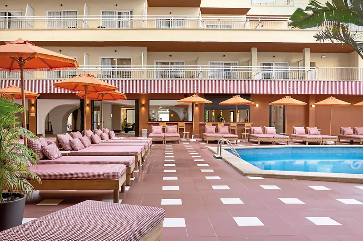 tent Bahia de Palma OUTDOOR_POOL