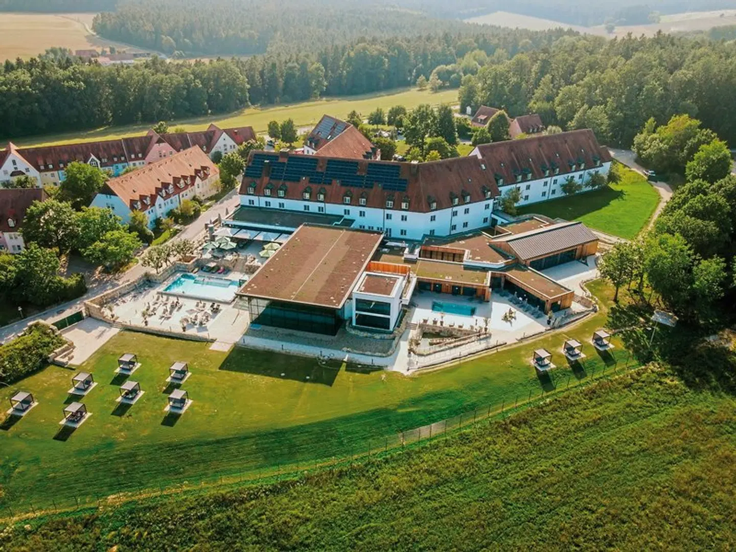 Hotel & Spa Gut Matheshof OUTDOOR_POOL