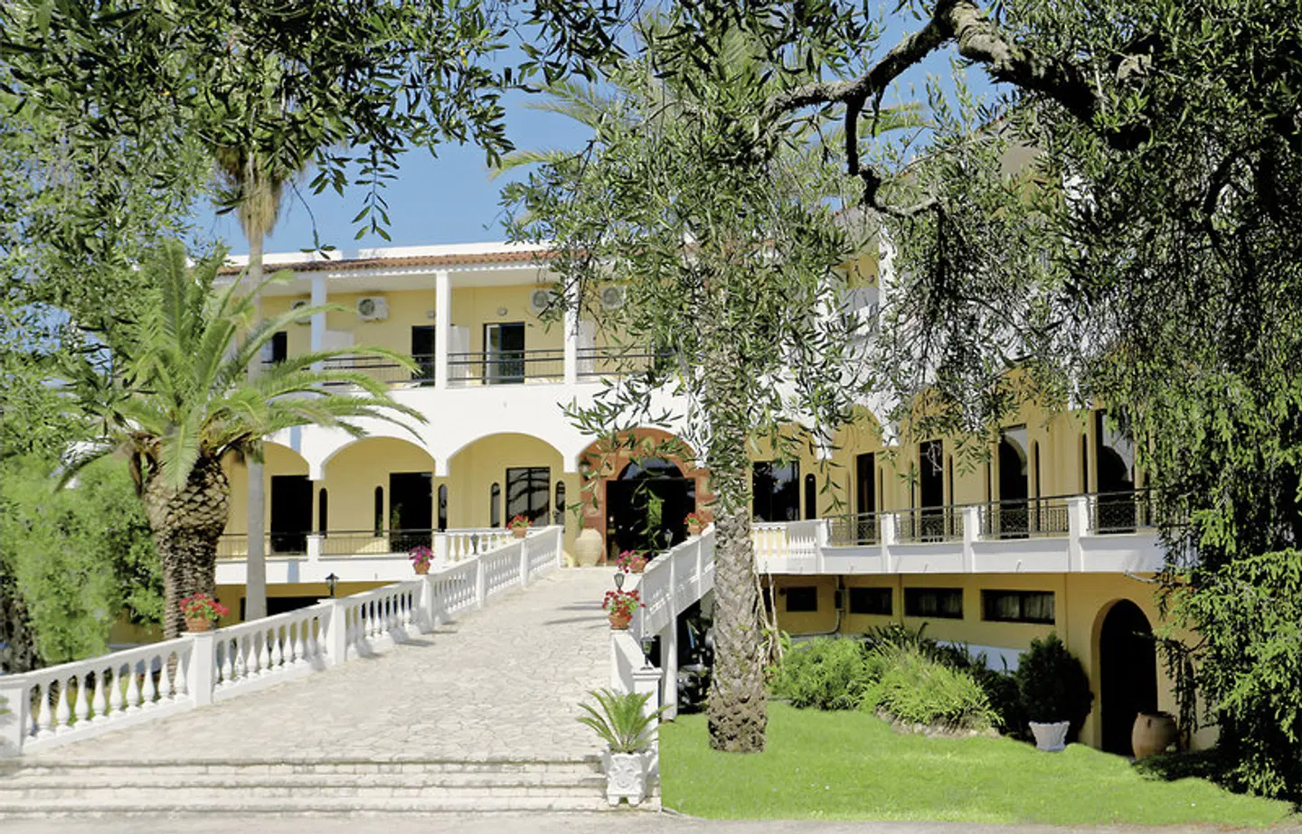Paradise Hotel Corfu EXTERIOR