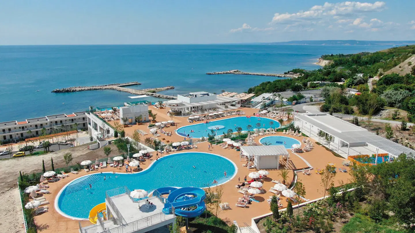 White Lagoon OUTDOOR_POOL