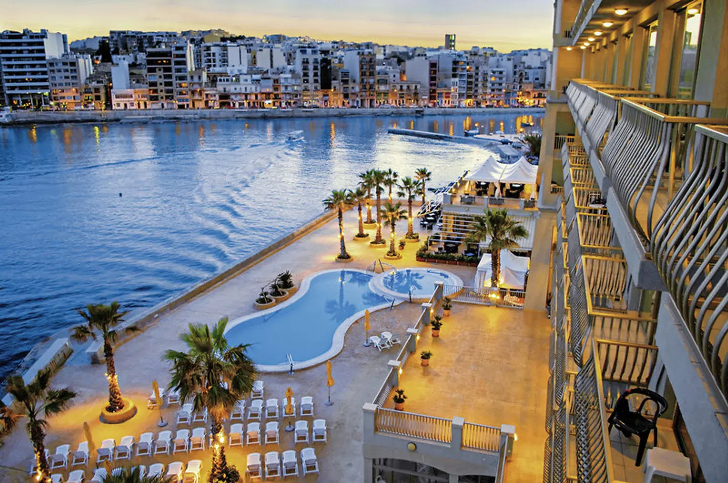 Cavalieri Hotel Malta, a member of Radisson Individuals Hallenbad