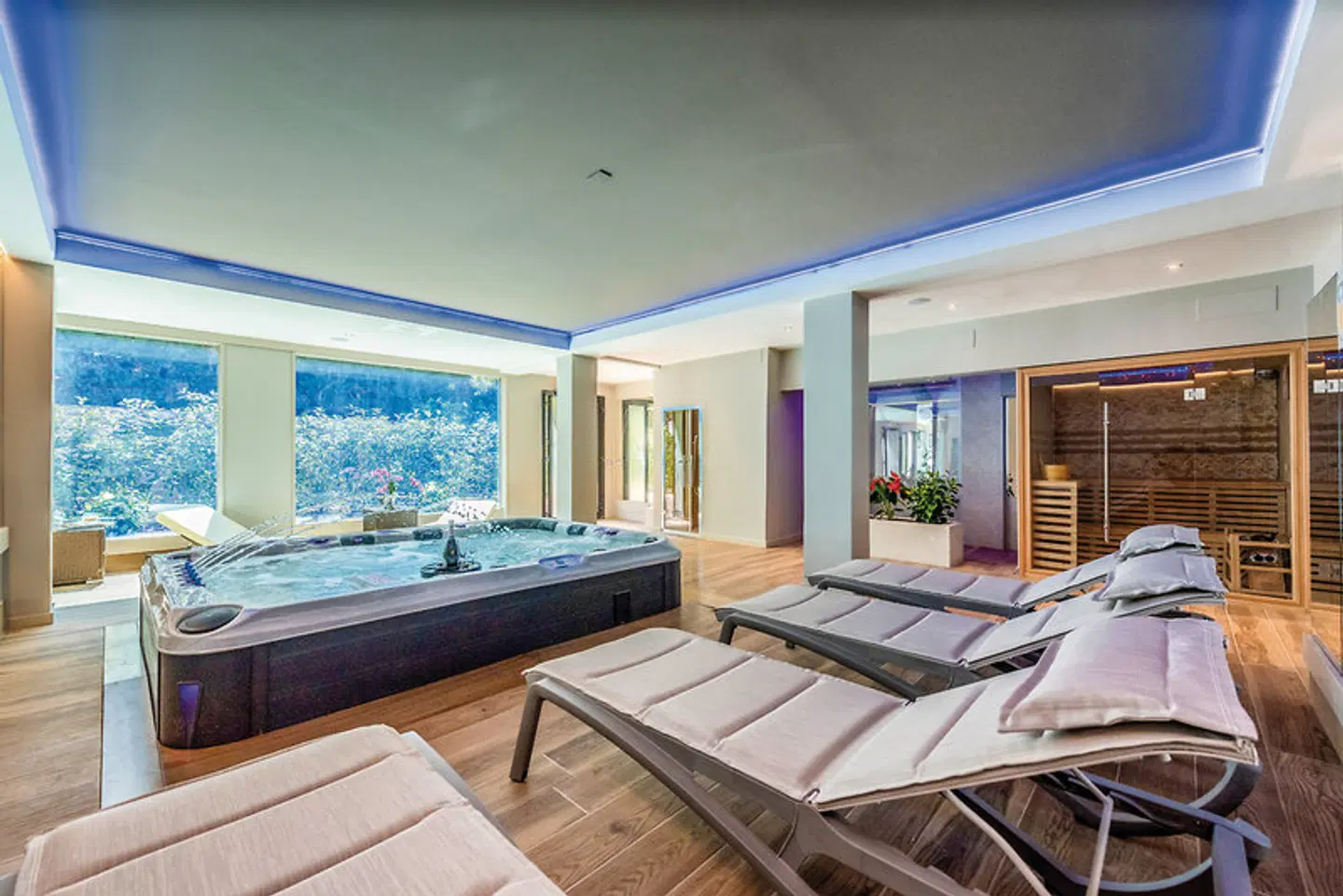 Acacia Palace HEALTH_BEAUTY