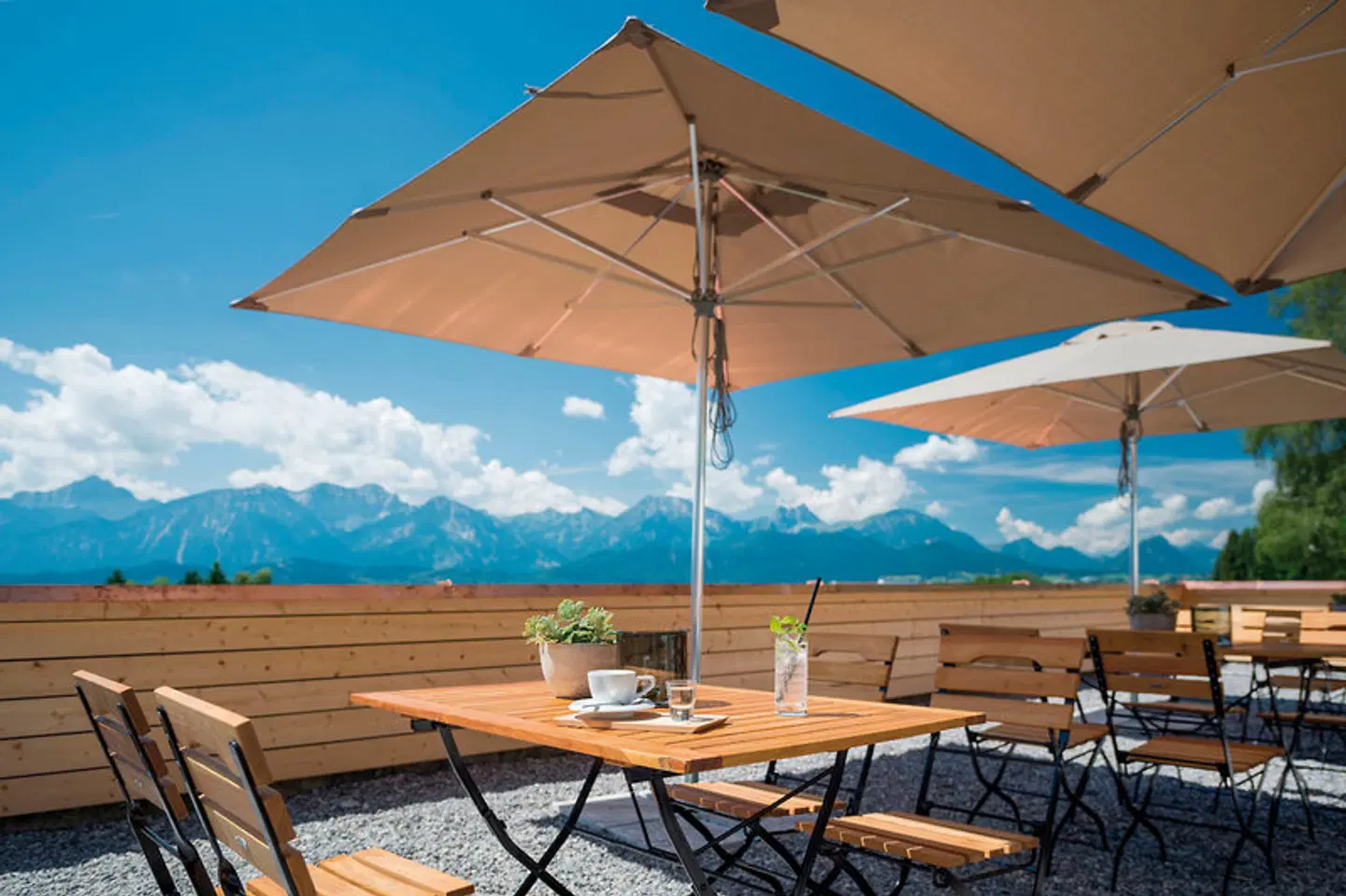 Hartungs Hoteldorf Terrasse