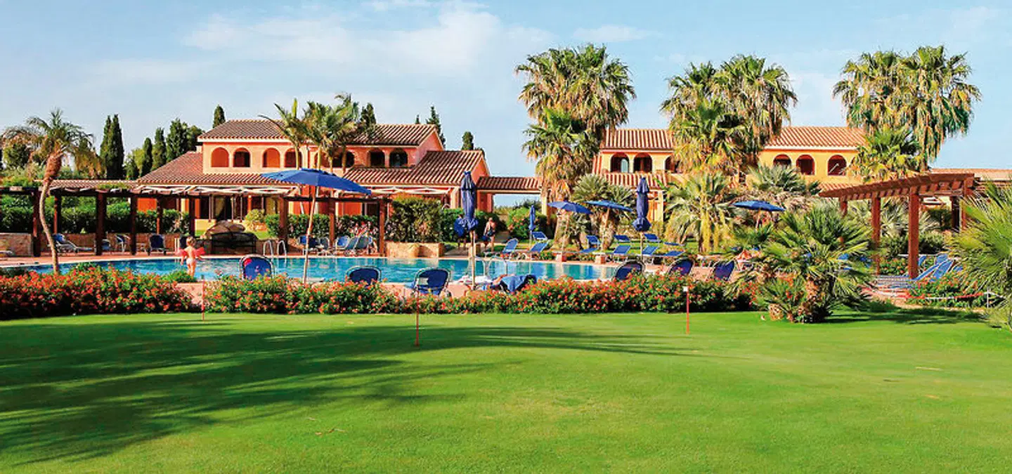 Lantana Resort EXTERIOR