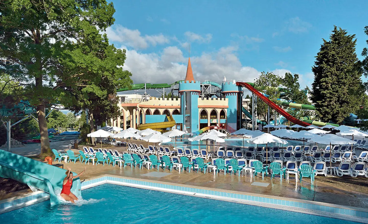 Sol Nessebar Resort OUTDOOR_POOL