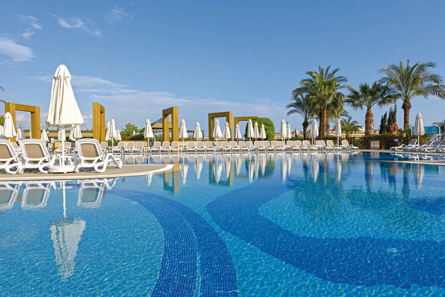 Novum Garden Side OUTDOOR_POOL