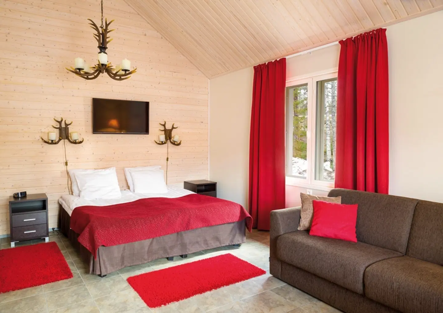 Santa Claus Holiday Village ROOM_EXAMPLE