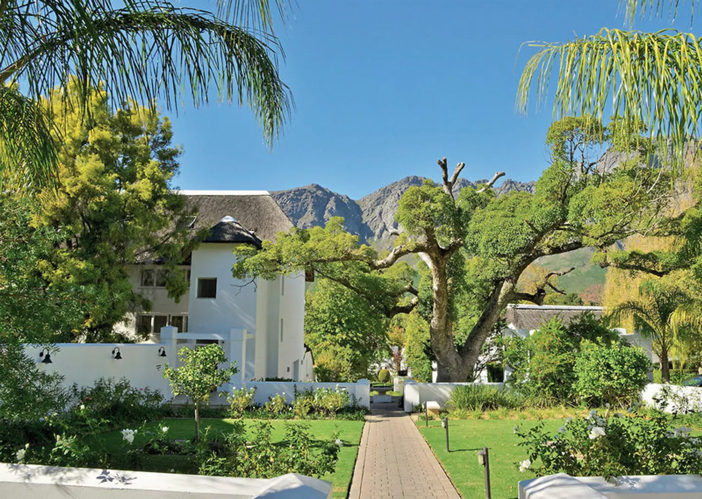 Le Franschhoek Hotel & Spa EXTERIOR