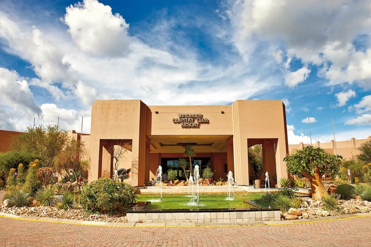 Windhoek Country Club Resort EXTERIOR