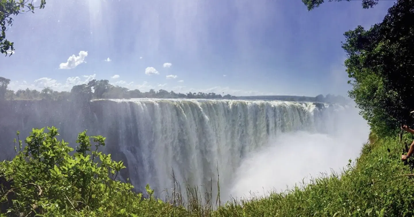Viktoria Fälle & Safari Abenteuer ab Victoria Falls/bis Kasane LANDSCAPE