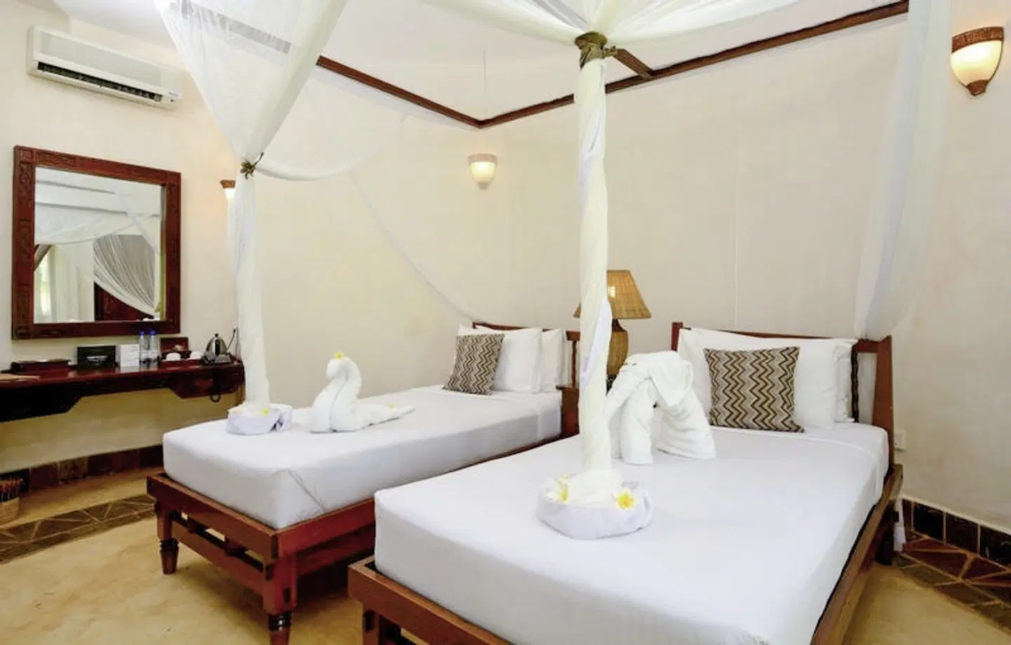 Ocean Paradise Resort & Spa ROOM_EXAMPLE