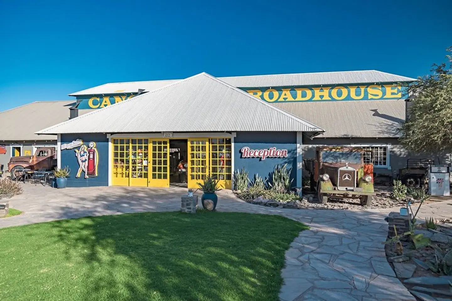 Canyon Roadhouse EXTERIOR